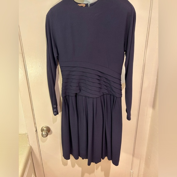 VINTAGE NAVY BLUE OVER THE KNEE DRESS - Picture 1 of 16